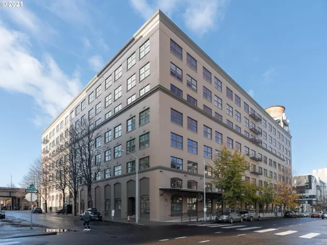 MLS: 21020173 Condo For Sale