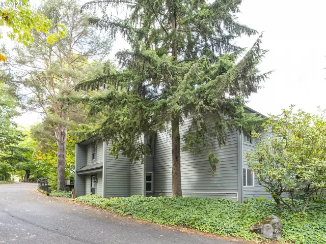 MLS: 21020939 Condo For Sale