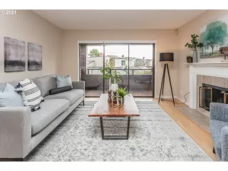 Photo #2: 21021088 Listing 