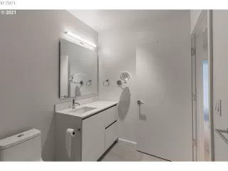 Photo #2: 21021225 Listing 