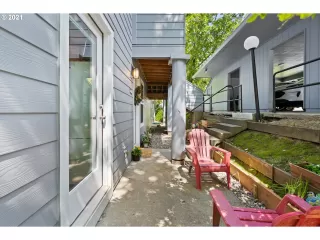 Photo #4: 21021239 Listing 