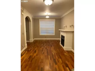 Photo #2: 21022661 Listing