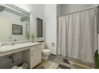 Photo #1: 21022753 Listing