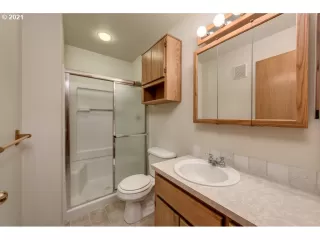 Photo #4: 21022839 Listing 