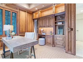 Photo #5: 21023396 Listing 