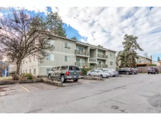 More Details about MLS # 21024314 : 13320 SW ALLEN BLVD 101