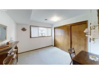 Photo #3: 21024552 Listing