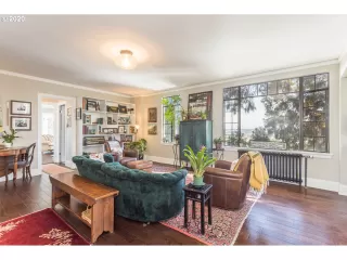 Photo #2: 21025098 Listing