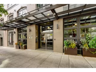 Photo #1: 21025352 Listing 