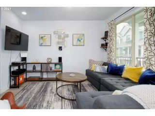 Photo #3: 21025706 Listing