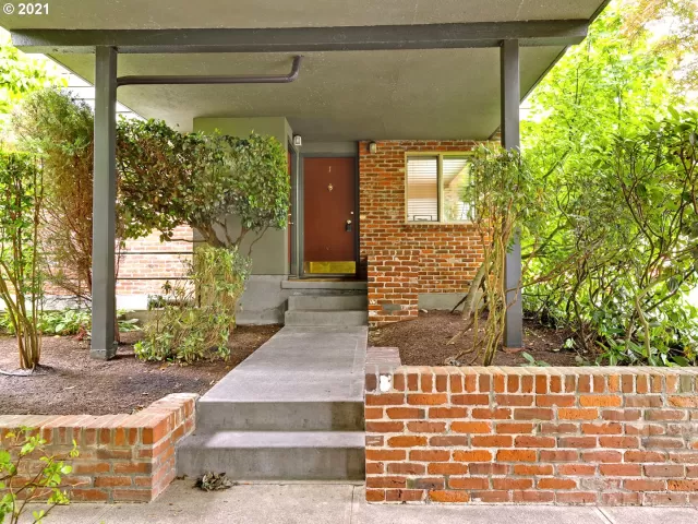 MLS: 21025716 Condo For Sale