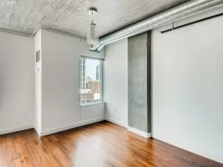 Photo #4: 21027938 Listing 