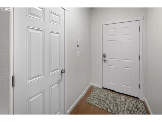 Photo #2: 210285532 Listing 