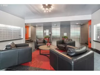 Photo #4: 21028749 Listing 
