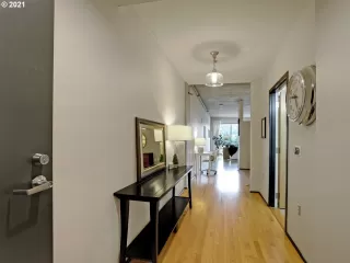 Photo #2: 21029216 Listing 