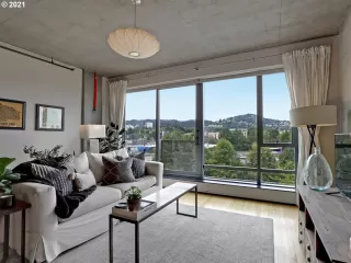 Photo #3: 21029216 Listing 