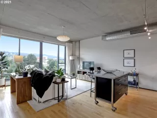 Photo #5: 21029216 Listing 