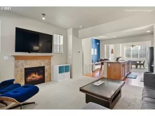 Photo #6: 21030315 Listing 