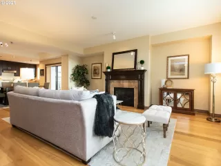 Photo #3: 21030413 Listing 