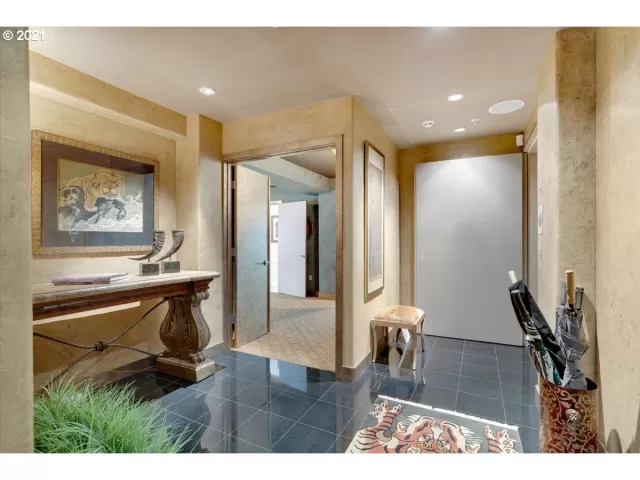 MLS: 21030733 Condo For Sale