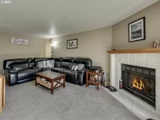 Photo #1: 21031824 Listing 