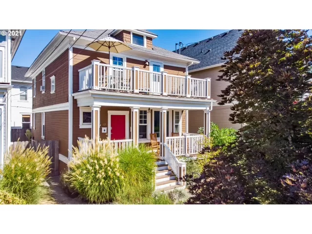 MLS: 21033007 Condo For Sale
