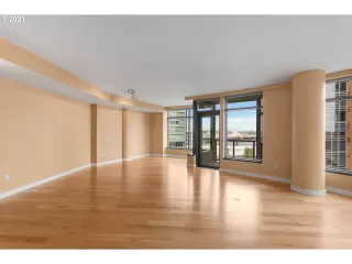 Photo #1: 21033654 Listing 