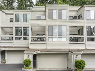 Photo #2: 21034151 Listing