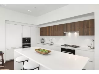 Photo #3: 21034282 Listing