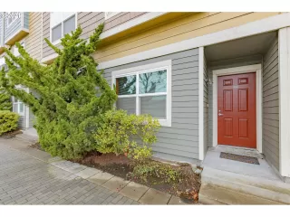 Photo #6: 21034447 Listing