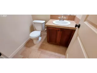Photo #5: 21034606 Listing 