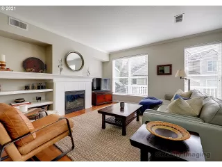 Photo #1: 21036627 Listing 