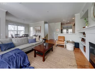 Photo #3: 21036627 Listing 