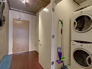 Photo #2: 21036668 Listing