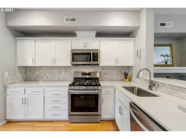 MLS: 21037922 Condo For Sale