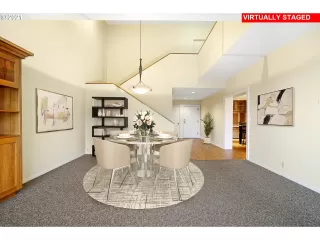 Photo #6: 21038055 Listing