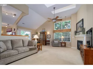 Photo #4: 21038248 Listing 