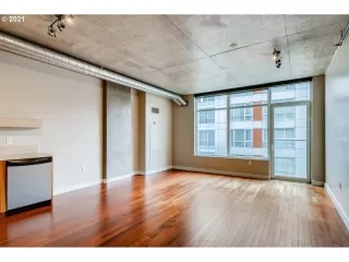 Photo #1: 21038592 Listing