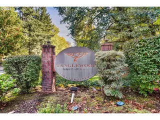 Photo #1: 21038712 Listing