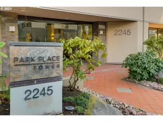 More Details about MLS # 21039026 : 2245 SW PARK PL 7C