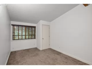 Photo #2: 21039478 Listing 