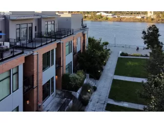 Photo #1: 21039666 Listing