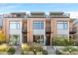 Photo #3: 21039666 Listing