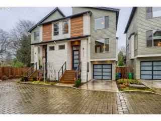 Photo #2: 21040101 Listing 