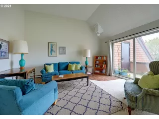 Photo #3: 21040282 Listing