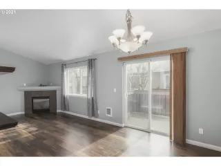 Photo #1: 21040383 Listing