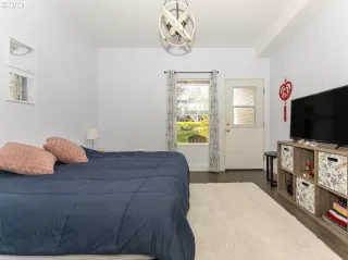 Photo #1: 21041377 Listing