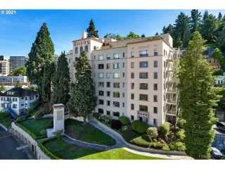 Photo #2: 21041379 Listing