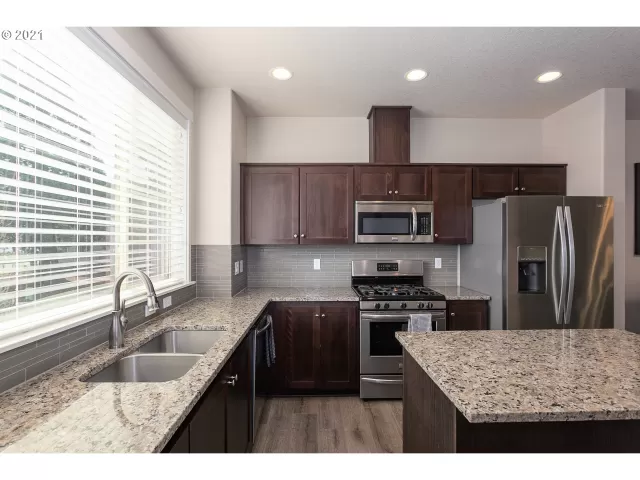 MLS: 21042633 Condo For Sale