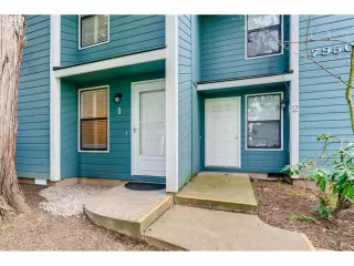 Photo #2: 21042649 Listing